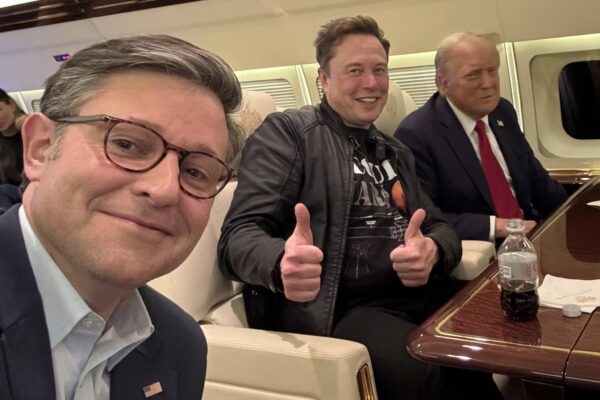 “Mars has more oxygen than Mar-a-Lago has class,” Elon tweeted from X